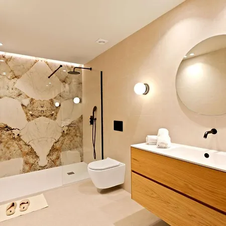 Saristays Luxe Style L 아파트